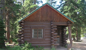 Cabin 2 at the Louis Lake Lodge